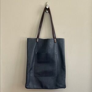 Dean leather shop tote in navy